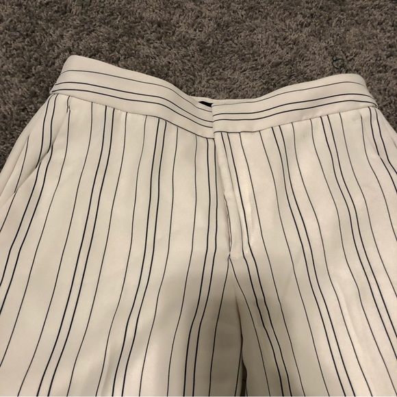 Banana Republic Wide Leg Crop Trousers - Picture 3 of 6